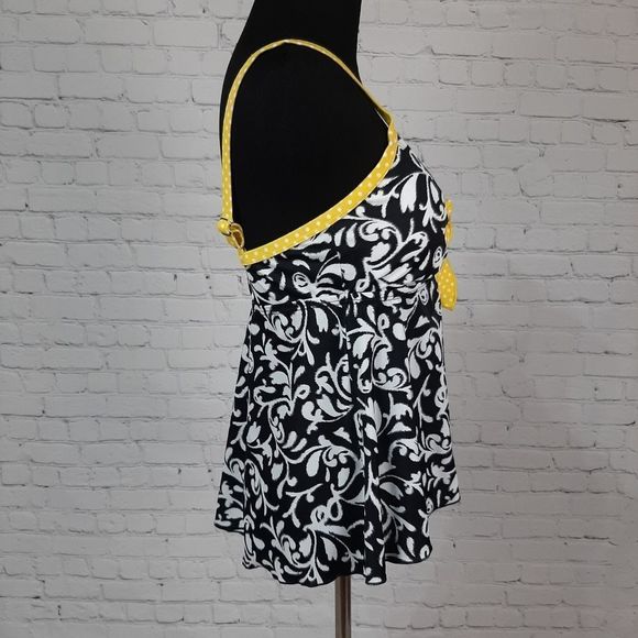 Ocean Avenue Full Tankini Swim Suit Top New Size M - Picture 2 of 7